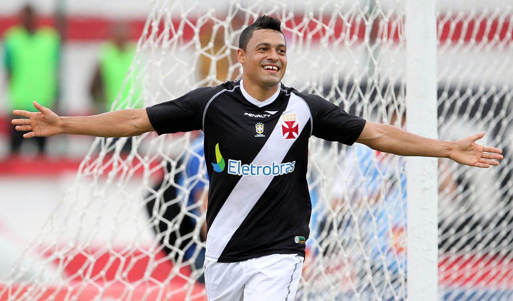 Vasco bate Olaria e se reabilita no Campeonato Carioca (Foto: MARCELO SADIO/AGÊNCIA ESTADO) Vasco bate Olaria e se reabilita no Campeonato Carioca