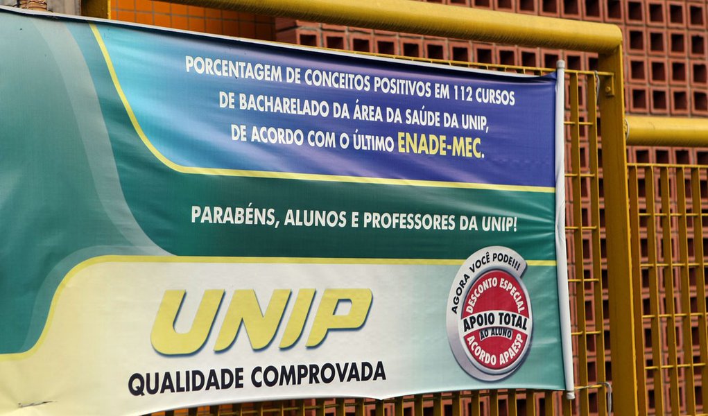 Di Gênio pode ter fraudado exame do MEC (Foto: JOSÉ PATRÍCIO/AGÊNCIA ESTADO) Di Gênio pode ter fraudado exame do MEC