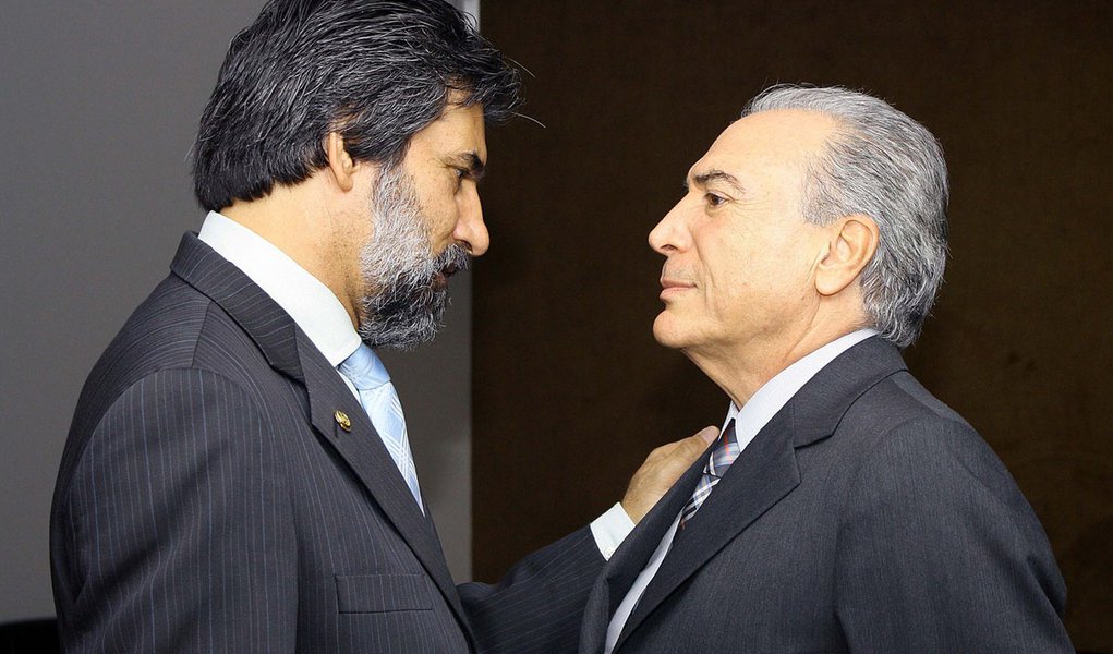 PMDB protesta contra hegemonia do PT (Foto: Divulgação) PMDB protesta contra hegemonia do PT