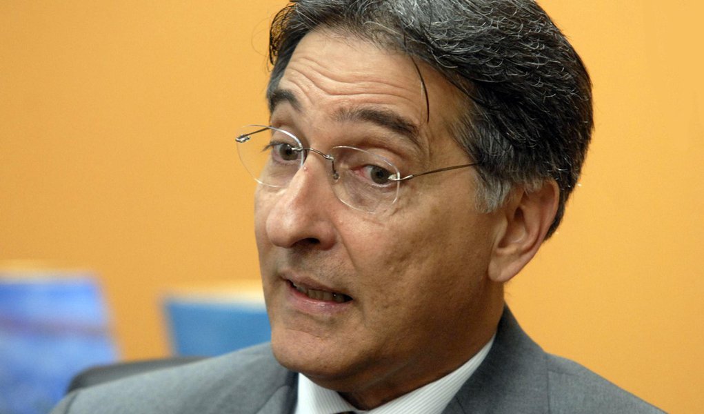 Pimentel: OMC deve admitir problema gerado por câmbio (Foto: Divulgação) Pimentel: OMC deve admitir problema gerado por câmbio