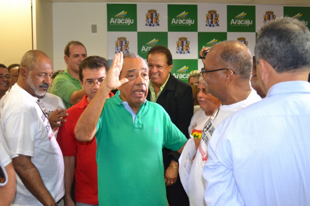 João: “Se o raciocínio é aumentar mais do que 5%, não tenho condições” João: “Se o raciocínio é aumentar mais do que 5%, não tenho condições”