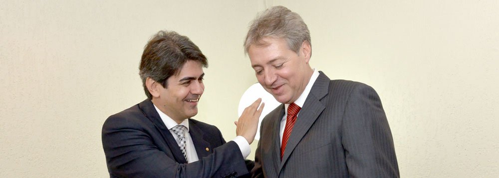 Valin promete cumprir Lei de Informação até 31/7 Valin promete cumprir Lei de Informação até 31/7