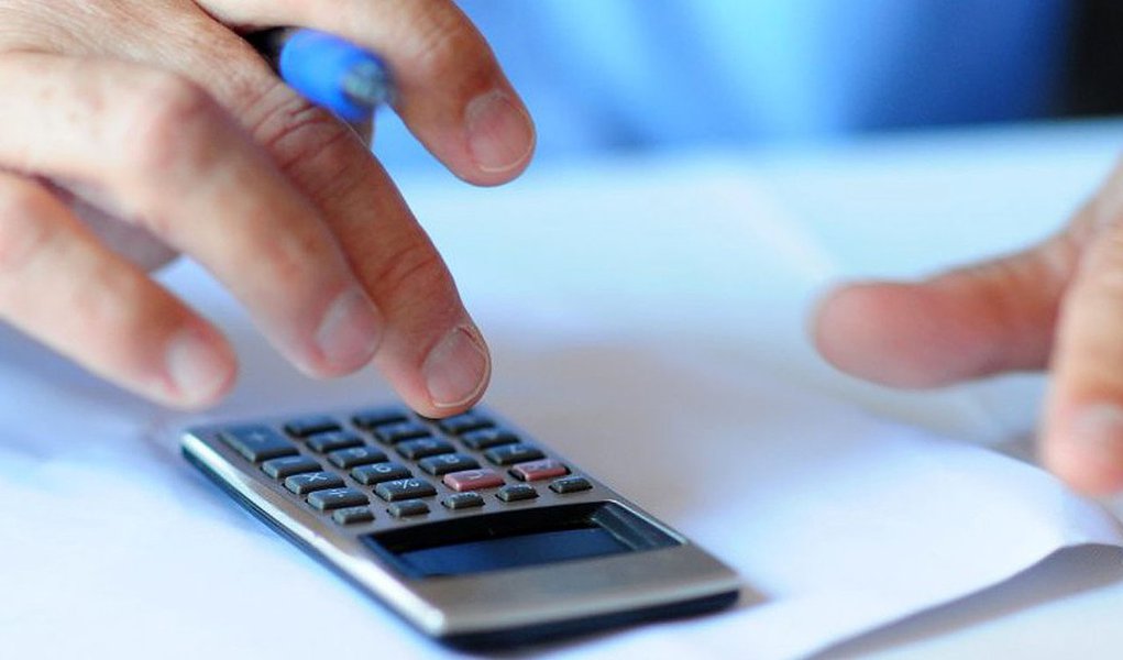 Receita já recebeu 65% das declarações de IR Receita já recebeu 65% das declarações de IR