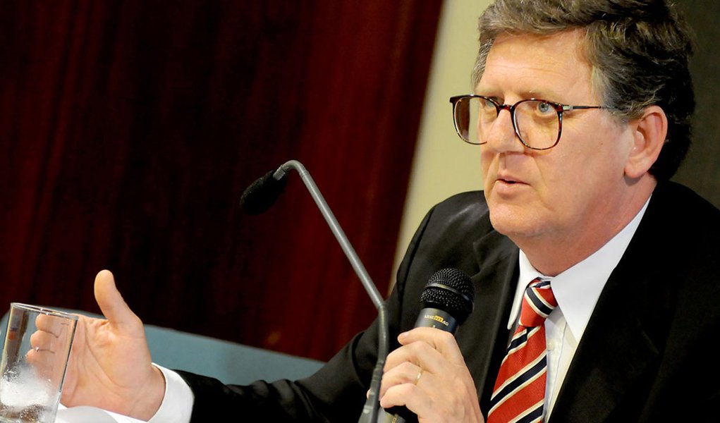 STF abre ação penal contra deputado tucano Emanuel Fernandes STF abre ação penal contra deputado tucano Emanuel Fernandes