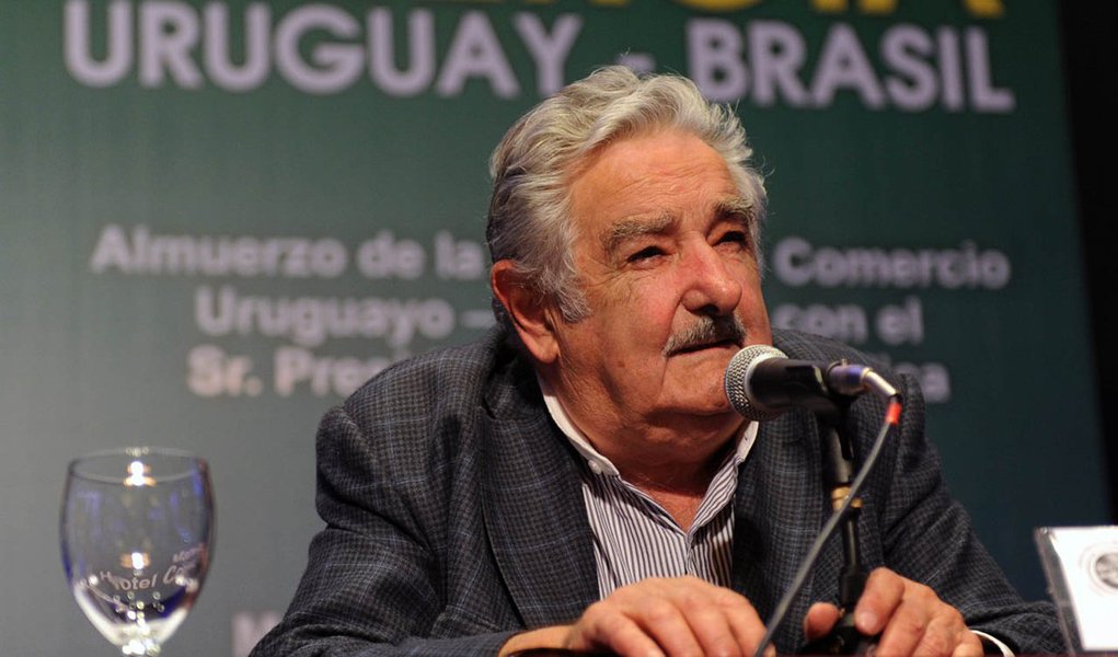 Mujica: devemos demonstrar benefícios da integração (Foto: Walter Paciello) Mujica: devemos demonstrar benefícios da integração