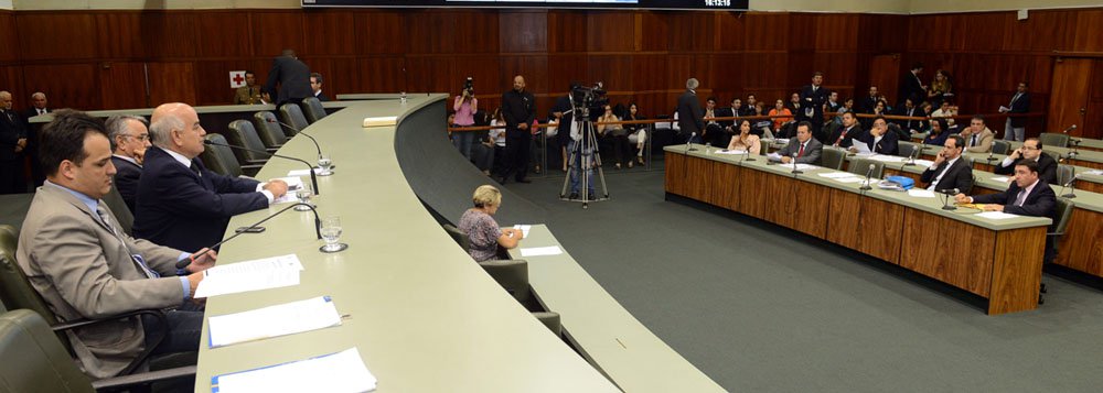 Goiásprev e empréstimo ao VLT vão a 2ª votação na Assembleia Goiásprev e empréstimo ao VLT vão a 2ª votação na Assembleia