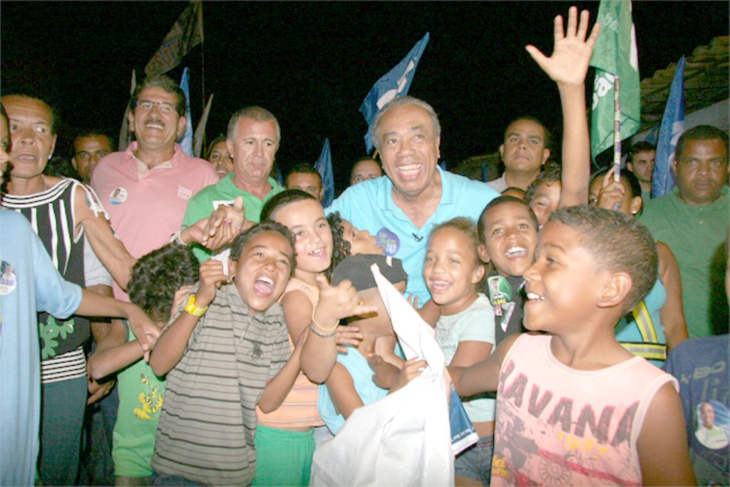 Retorno triunfal de João Alves ao cenário político matou os Amorim Retorno triunfal de João Alves ao cenário político matou os Amorim