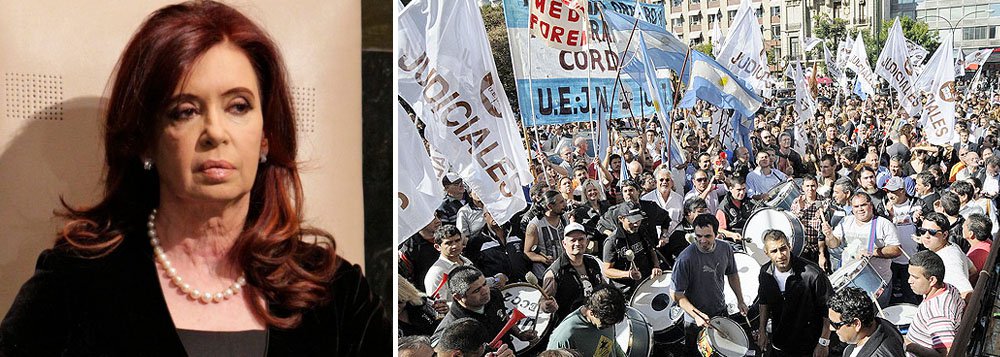 Milhares de argentinos saem às ruas contra Cristina Kirchner Milhares de argentinos saem às ruas contra Cristina Kirchner