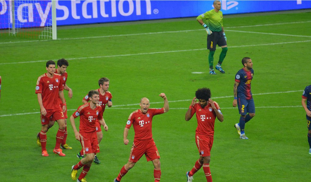 Barcelona cai de 4x0 para o Bayern Barcelona cai de 4x0 para o Bayern