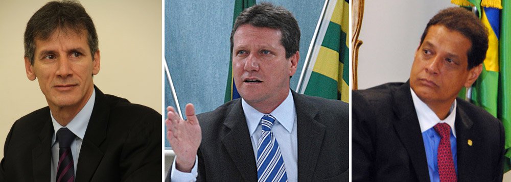 Armando Vergílio entrega cargo no governo Perillo Armando Vergílio entrega cargo no governo Perillo