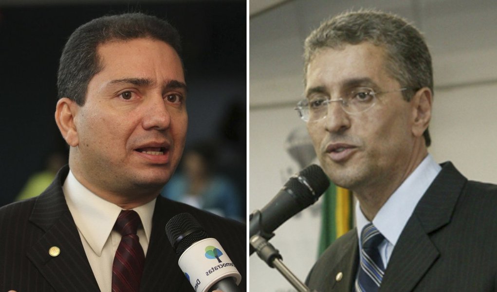Rochadel tenta mudar posição de Mendonça sobre PEC 37; sem sucesso Rochadel tenta mudar posição de Mendonça sobre PEC 37; sem sucesso