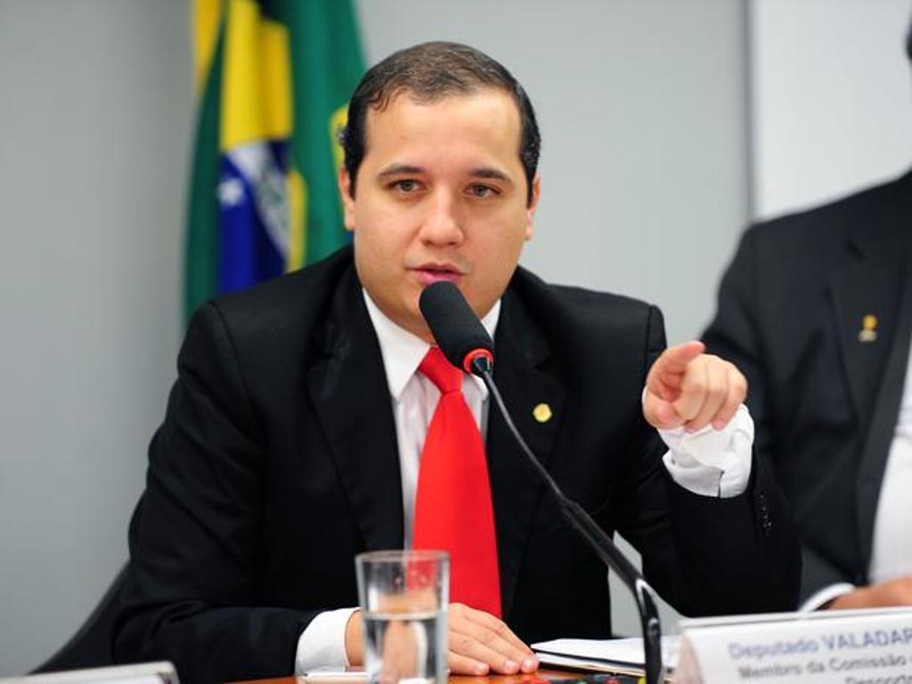 “Valadares Filho é o vice dos sonhos para Jackson, Amorim e até João” “Valadares Filho é o vice dos sonhos para Jackson, Amorim e até João”