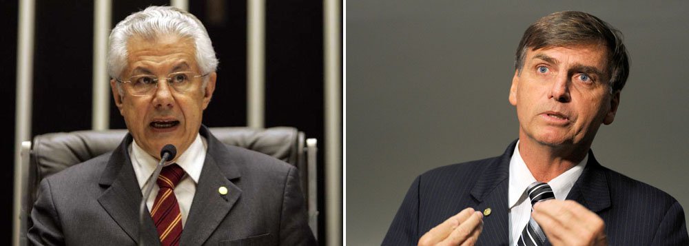 Chinaglia: Bolsonaro merece 'o lixo' Chinaglia: Bolsonaro merece 'o lixo'