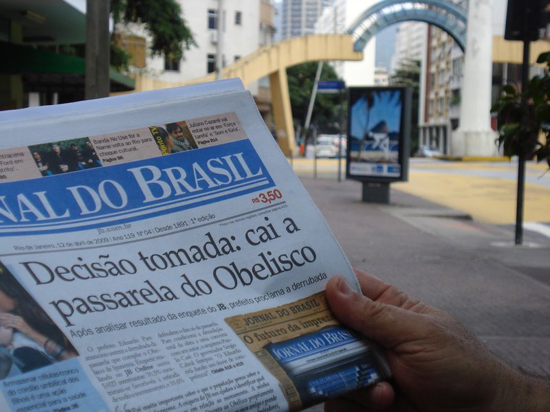 Análise: A orfandade informativa dos leitores de jornais Análise: A orfandade informativa dos leitores de jornais