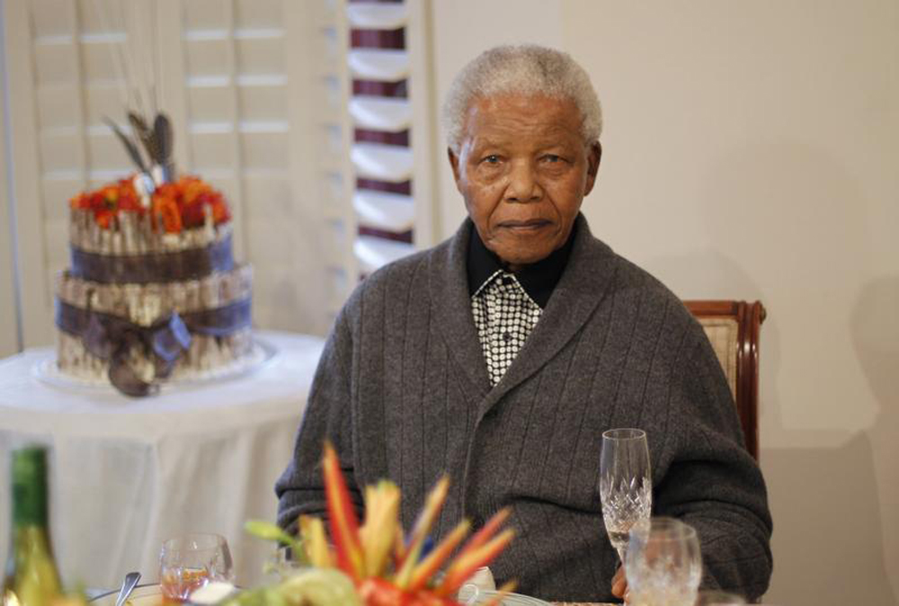 Mandela já consegue respirar sem dificuldades (Foto: � SIPHIWE SIBEKO / Reuters) Mandela já consegue respirar sem dificuldades
