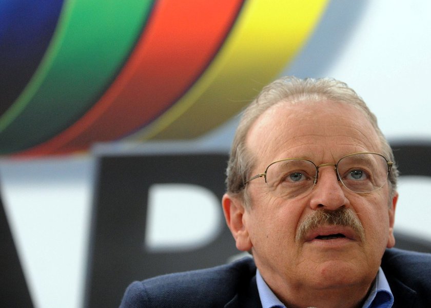 Merval inverte a lógica no embate STF-RS Merval inverte a lógica no embate STF-RS
