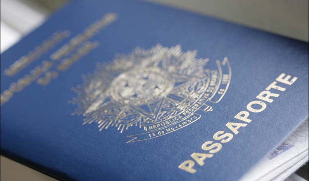 Em cinco anos, quase 400 mil voltaram a viver no Brasil Em cinco anos, quase 400 mil voltaram a viver no Brasil
