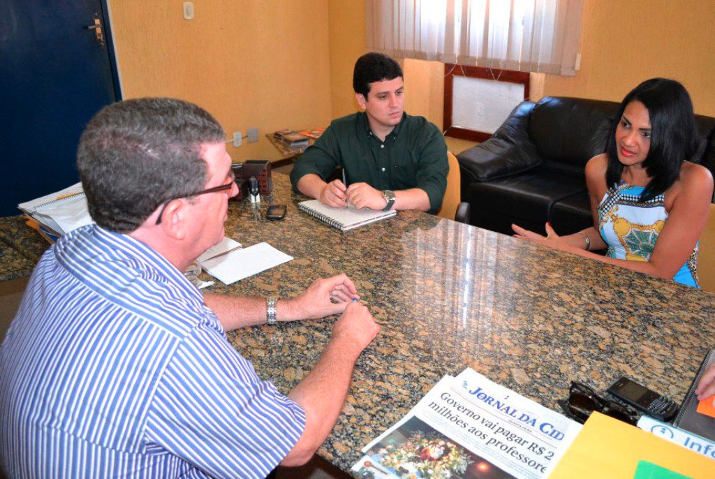 Governo e prefeitura de Estância se unem para construir teatro Governo e prefeitura de Estância se unem para construir teatro