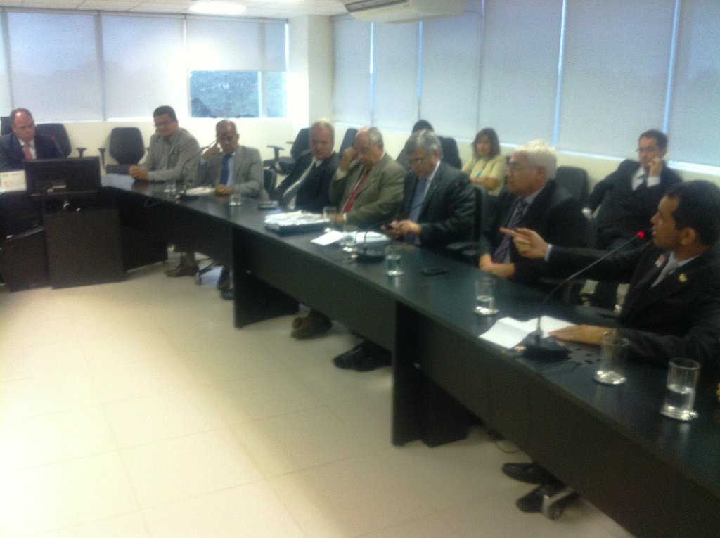 Sergipe receberá reunião de prefeitos para discutir seca do Nordeste Sergipe receberá reunião de prefeitos para discutir seca do Nordeste
