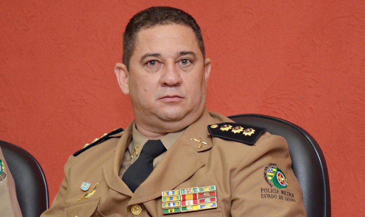 Edson Araújo deixa cargo e coronel Sílvio é o novo comandante da PM (Foto: ) Edson Araújo deixa cargo e coronel Sílvio é o novo comandante da PM