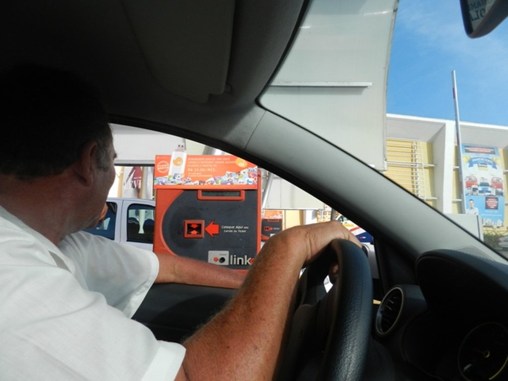 Shoppings querem direito de "exploração econômica" de estacionamentos Shoppings querem direito de "exploração econômica" de estacionamentos