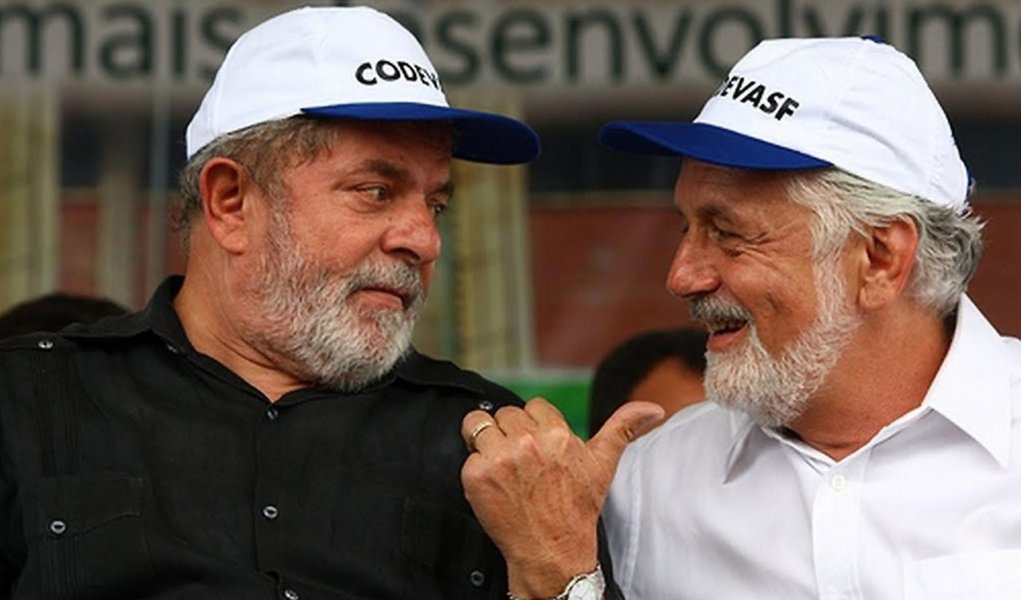 Lula teme que Wagner atrapalhe o PT em 2014 Lula teme que Wagner atrapalhe o PT em 2014