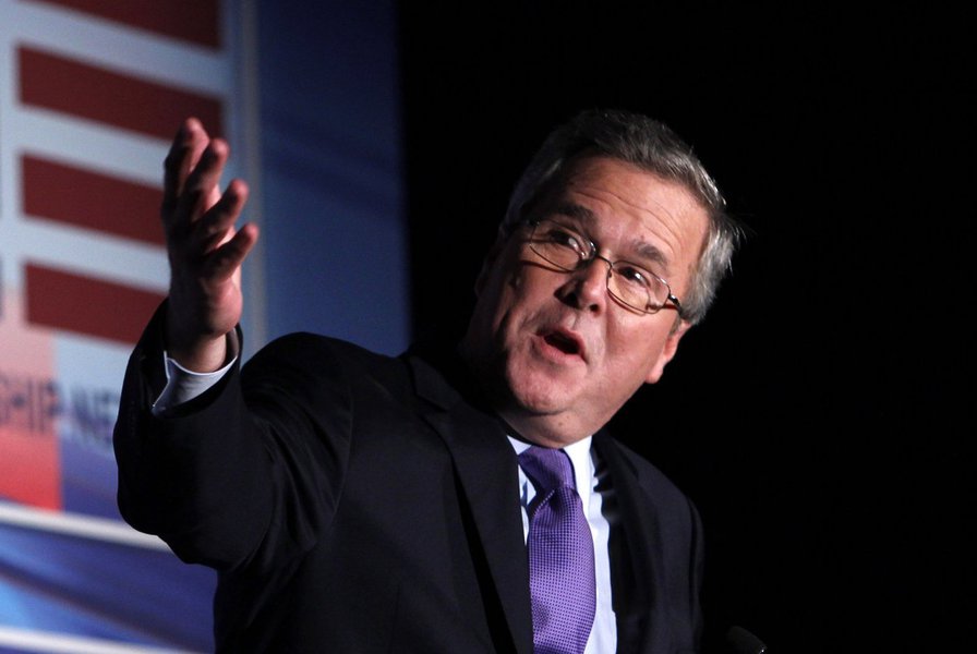 Será que o mundo suporta mais um Bush? www.brasil247.com - Será que o mundo suporta mais um Bush?