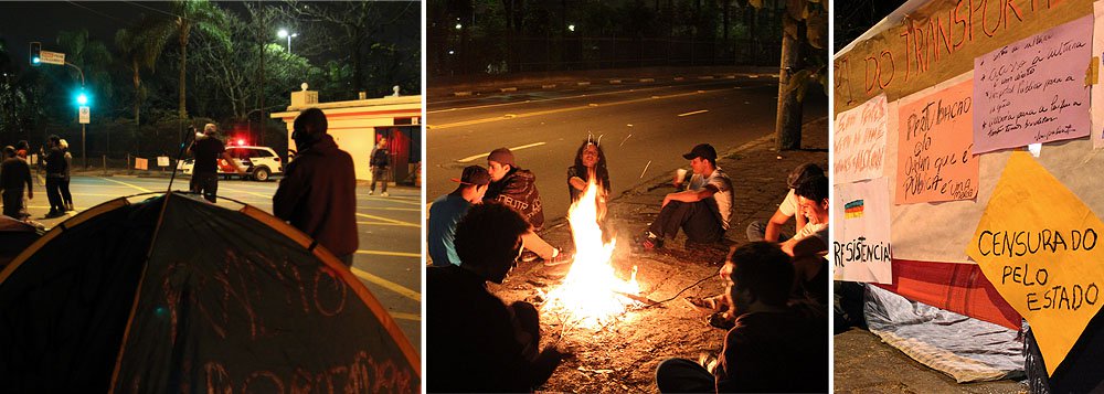 Manifestantes seguem acampados no Palácio dos Bandeirantes Manifestantes seguem acampados no Palácio dos Bandeirantes