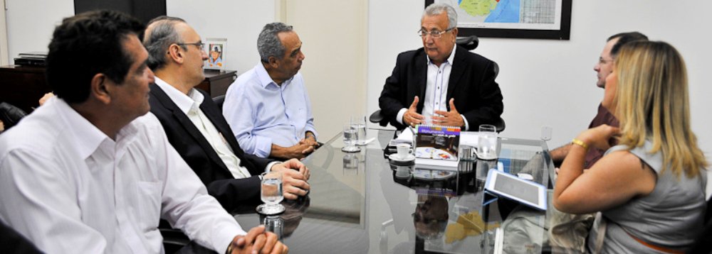 Governo e prefeituras farão consórcio do transporte público Governo e prefeituras farão consórcio do transporte público