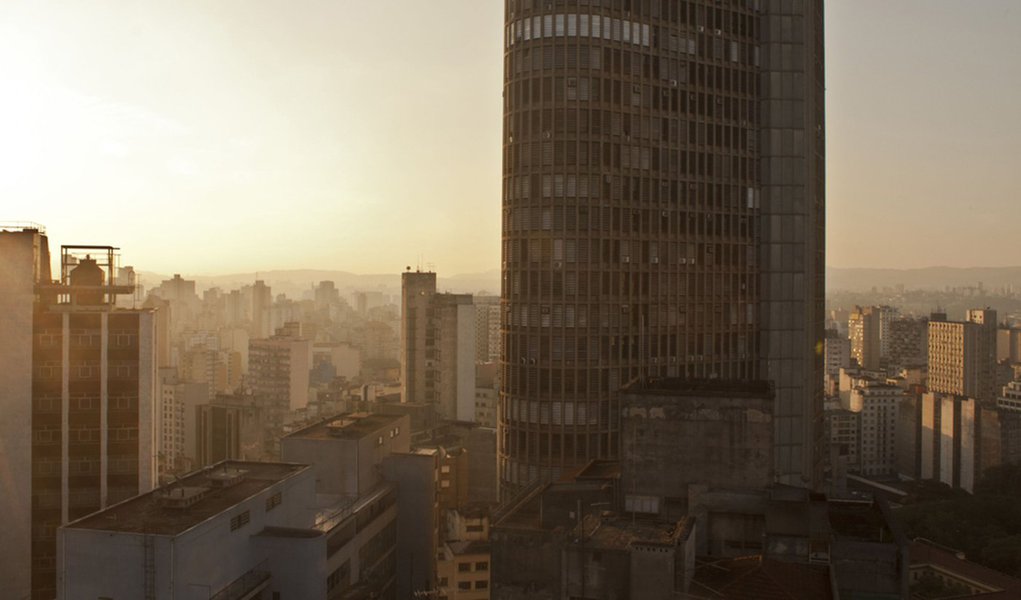 Setor imobiliário segue aquecido Setor imobiliário segue aquecido