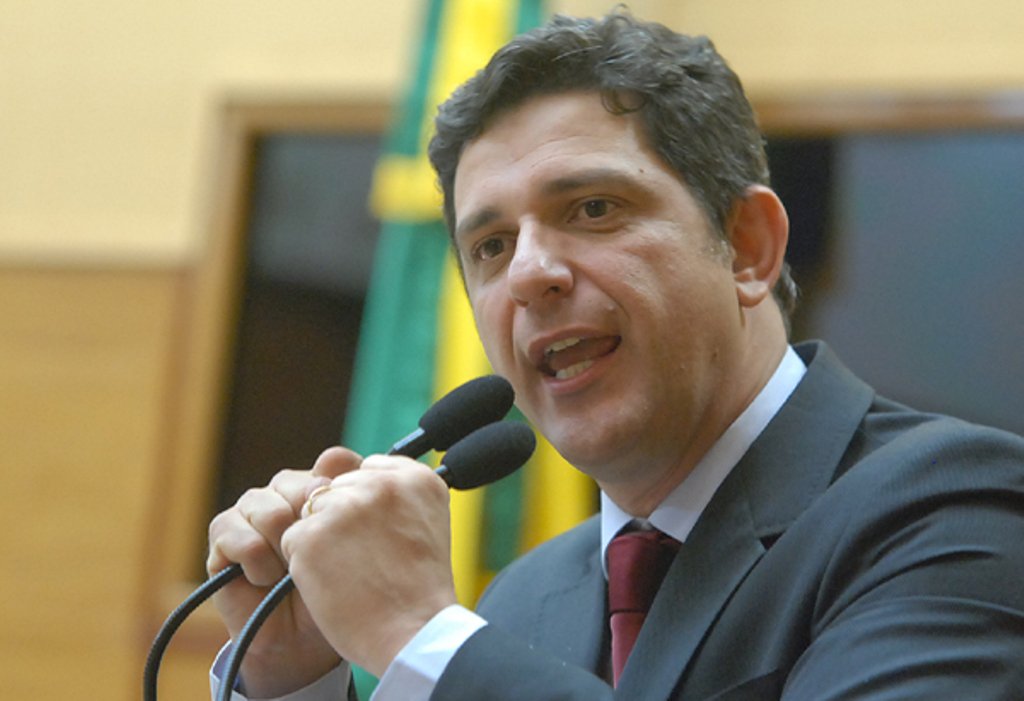 Rogério Carvalho será relator do "Mais Médicos" Rogério Carvalho será relator do "Mais Médicos"