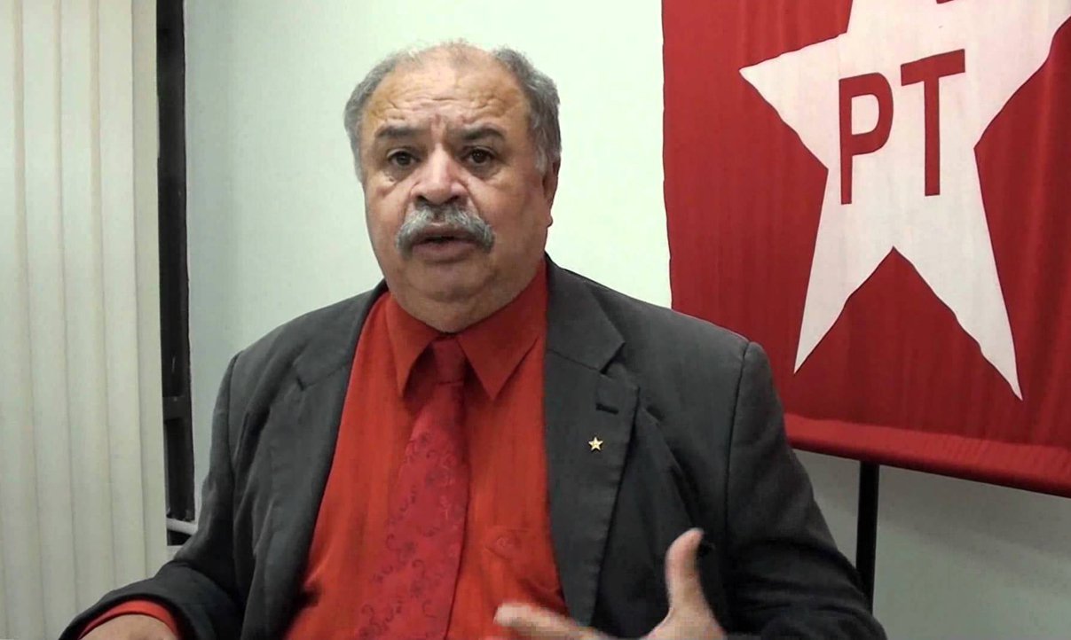 PT-BA ao 247: "Turbulência é culpa do Congresso" PT-BA ao 247: "Turbulência é culpa do Congresso"