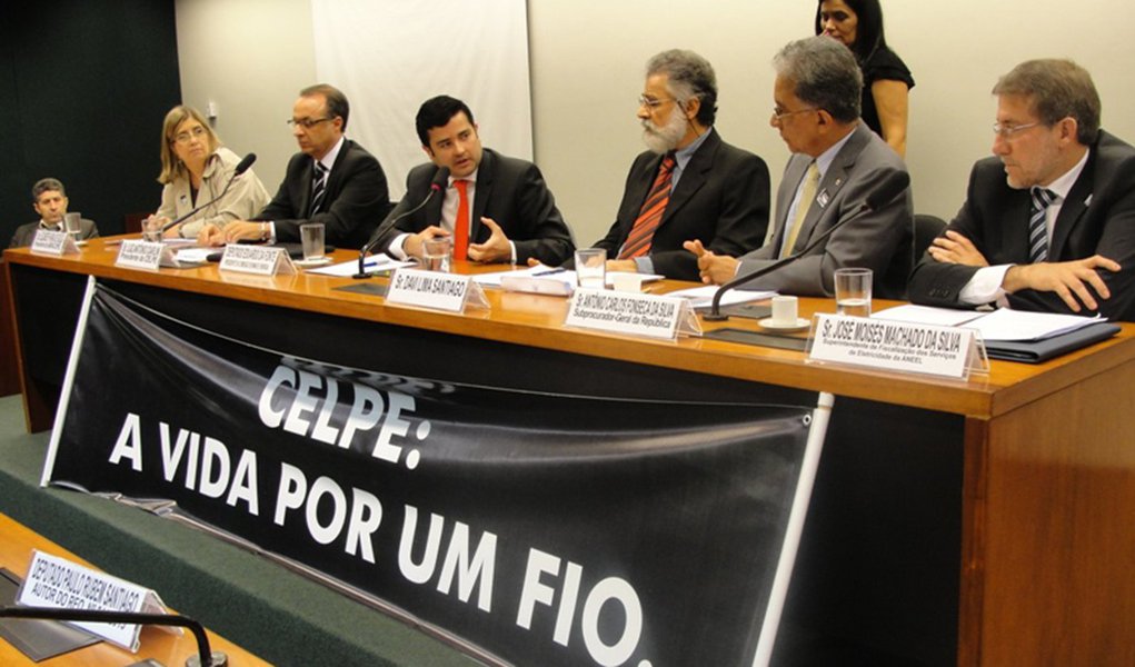 MPF sugere afastamento do presidente da Celpe MPF sugere afastamento do presidente da Celpe