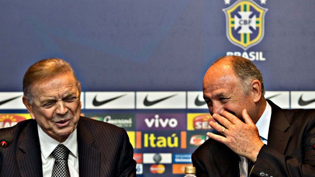 Vitorioso, Marin exalta o padrão Felipão Vitorioso, Marin exalta o padrão Felipão