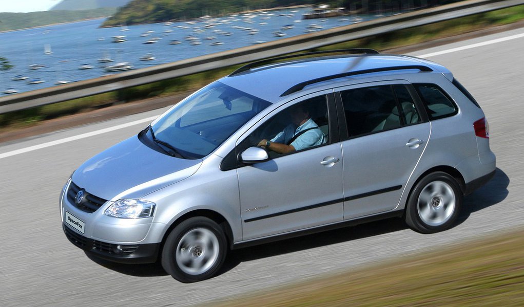 Volkswagen faz recall de 12,6 mil veículos Spacefox (Foto: Divulgação) Volkswagen faz recall de 12,6 mil veículos Spacefox