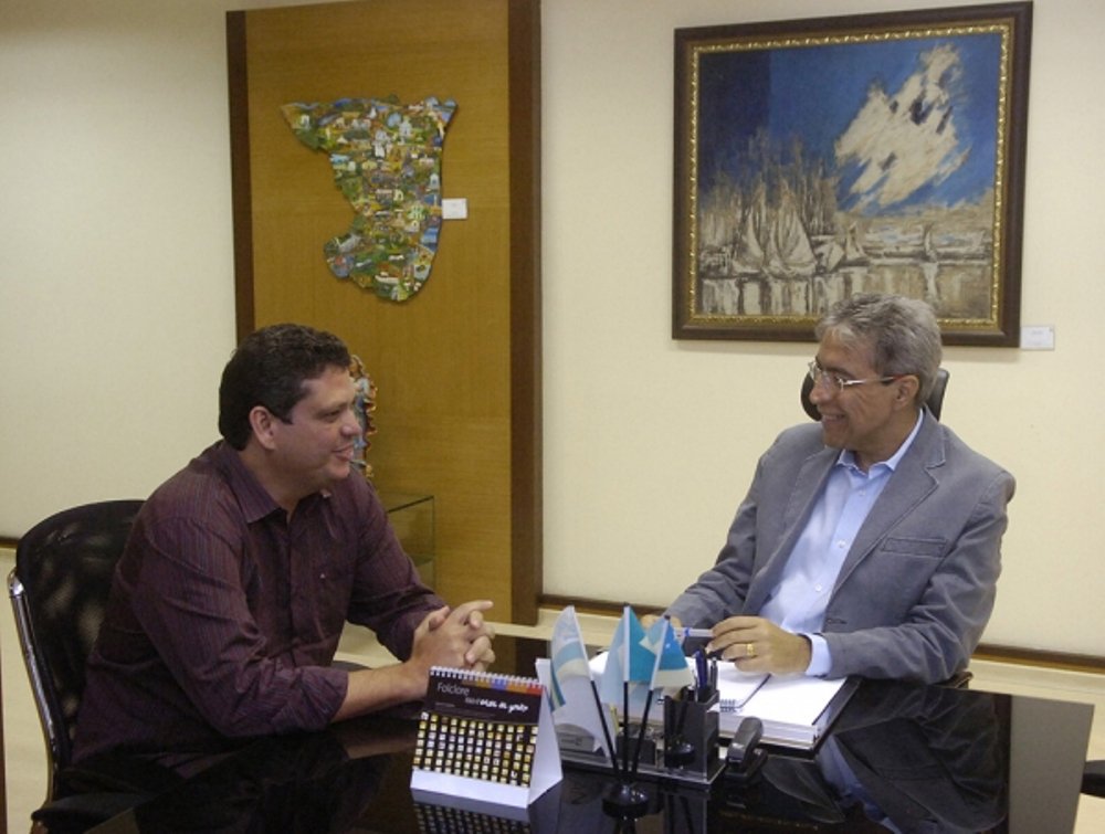 Márcio: "Déda está se recuperando bem, mas não tratamos do retorno dele" Márcio: "Déda está se recuperando bem, mas não tratamos do retorno dele"