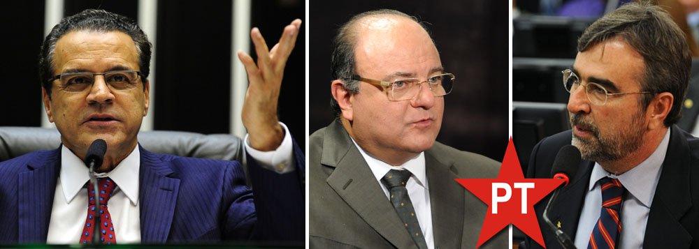 PT tem "curto-circuito" e adia reforma política PT tem "curto-circuito" e adia reforma política