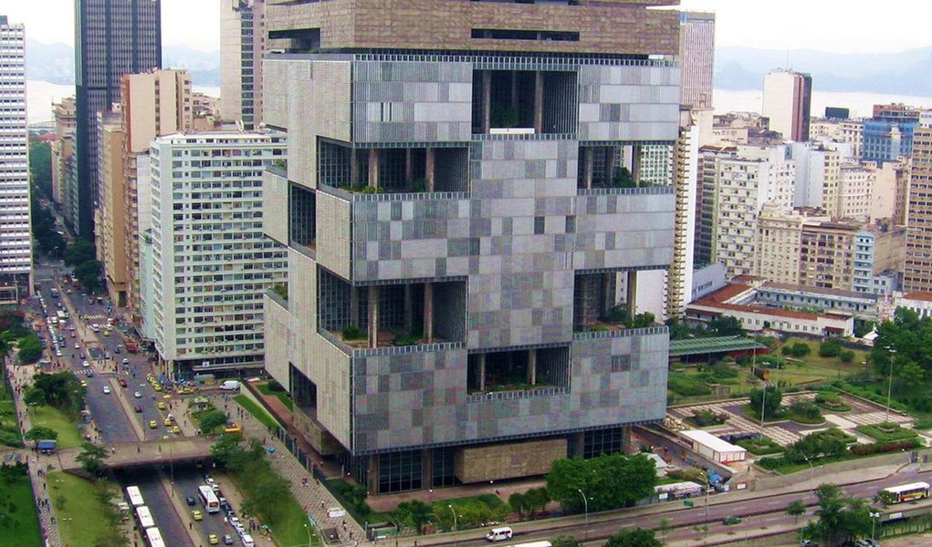 STJ livra Petrobras de indenização bilionária (Foto: Divulgação) STJ livra Petrobras de indenização bilionária