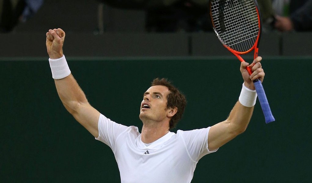 Murray quebra tabu e faz história em Wimbledon Murray quebra tabu e faz história em Wimbledon