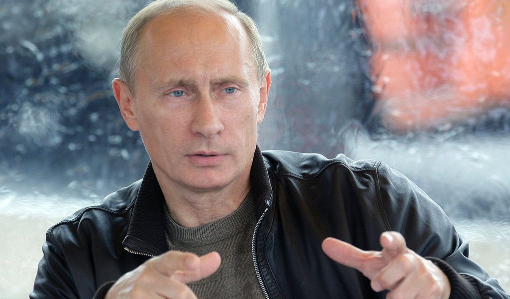 Putin: Egito caminha para uma guerra civil Putin: Egito caminha para uma guerra civil