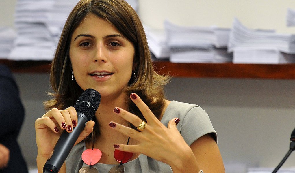 PCdoB apoia plebiscito sobre reforma PCdoB apoia plebiscito sobre reforma