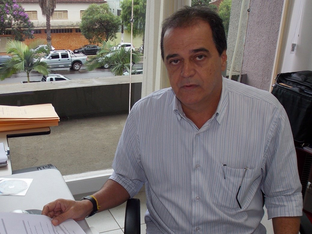 Catalão: gestão anterior teria gasto R$ 148 mil em viaduto fantasma Catalão: gestão anterior teria gasto R$ 148 mil em viaduto fantasma