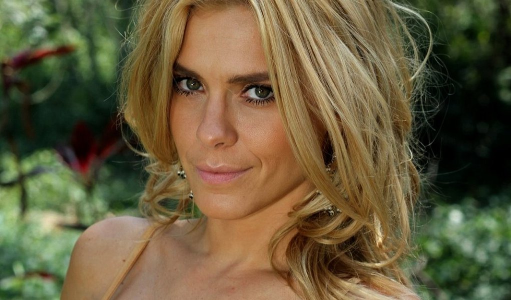 Polícia encontra suspeitos de roubar fotos íntimas de Carolina Dieckmann (Foto: Divulgação) Polícia encontra suspeitos de roubar fotos íntimas de Carolina Dieckmann