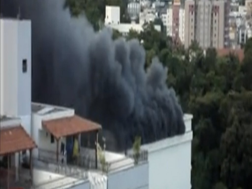 Museu da PUC Minas é fechado depois do incêndio Museu da PUC Minas é fechado depois do incêndio