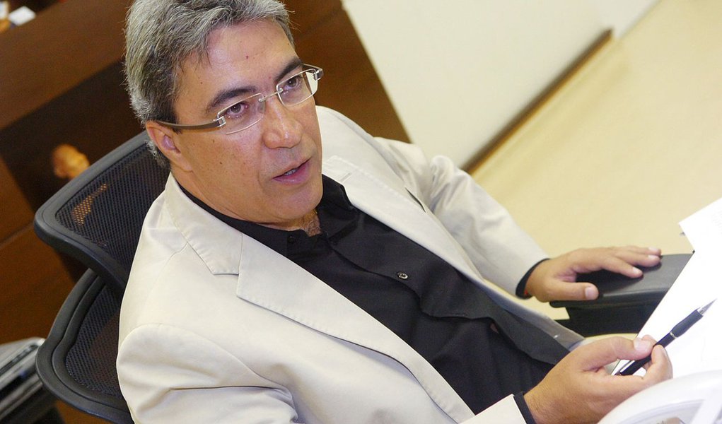 Déda: ajudar réus é questão de solidariedade Déda: ajudar réus é questão de solidariedade