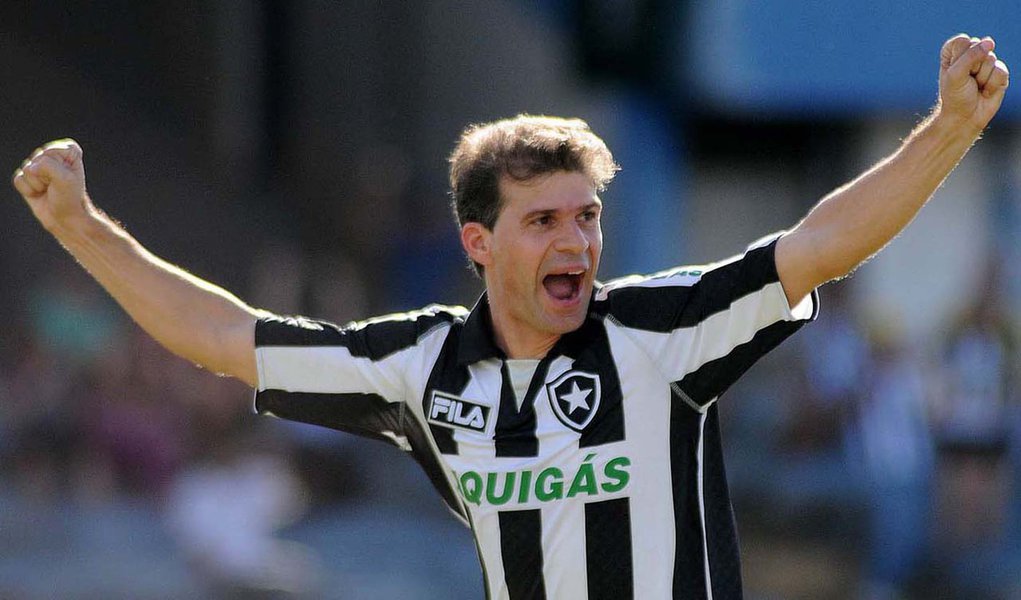Jogando em Minas, Túlio marca gol e está a 13 do milésimo (Foto: Divulgação) Jogando em Minas, Túlio marca gol e está a 13 do milésimo