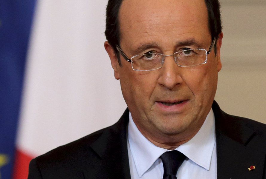 França mantém operação no Mali; 100 morrem França mantém operação no Mali; 100 morrem
