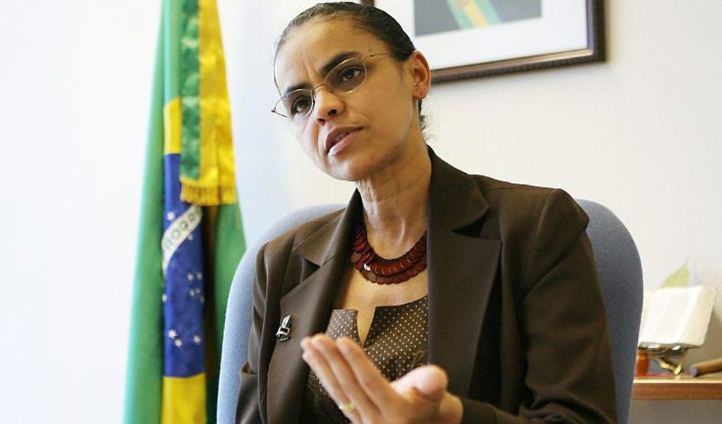 Marina anuncia partido com ex-tucanos a quadros do PSOL Marina anuncia partido com ex-tucanos a quadros do PSOL