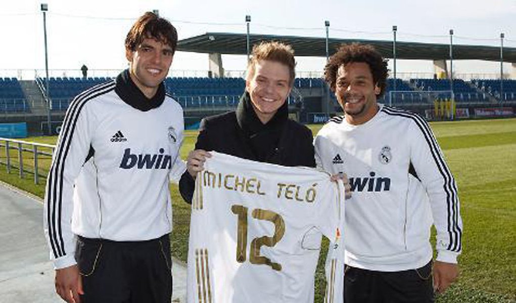 Sucesso na Espanha, Michel Teló visita Real Madrid (Foto: Divulgação/Real Madrid) Sucesso na Espanha, Michel Teló visita Real Madrid
