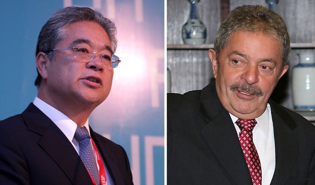 Okamotto lamenta matéria do Estadão e Lula não diz nada Okamotto lamenta matéria do Estadão e Lula não diz nada